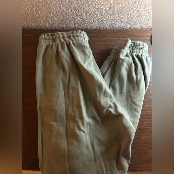 Sweatpants - Picture 2 of 2